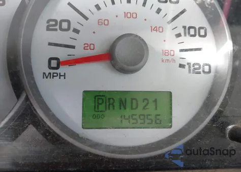 2005 Ford Escape Xlt from USA, damaged, VIN 1FMYU93105KA15847